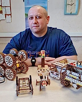 Учитель Игнатьев Никита